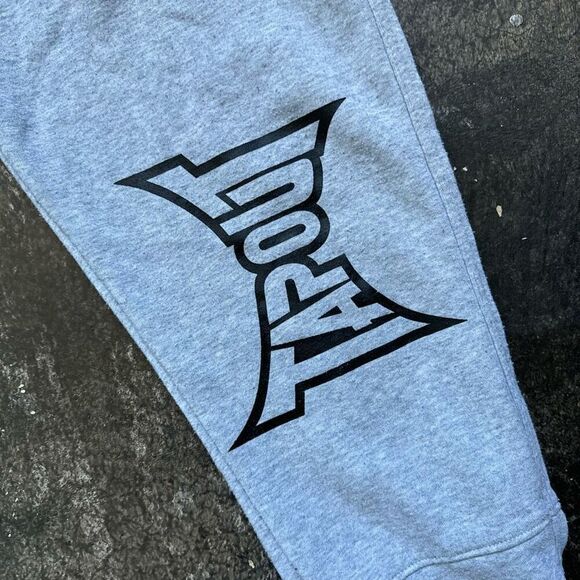 Tapout Kids Grey Youth Size XL Sweatpants Big Side Logo Elastic Waist Band - Picture 2 of 16